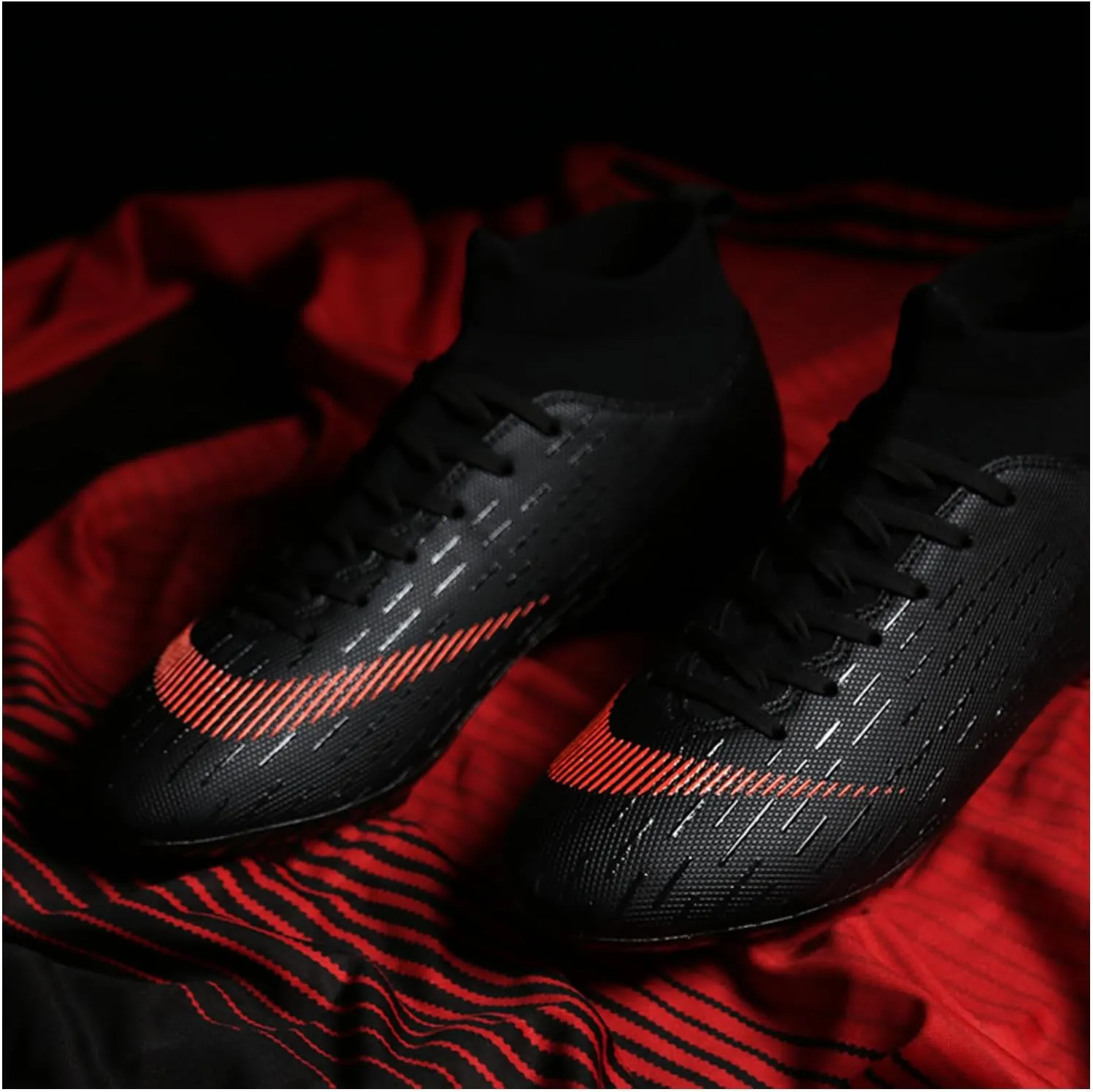 AMZ BSHIDA Men's Indoor Soccer Shoes Big Boys/Youth Training Turf Cleats Futsal Shoes/Football Sneaker