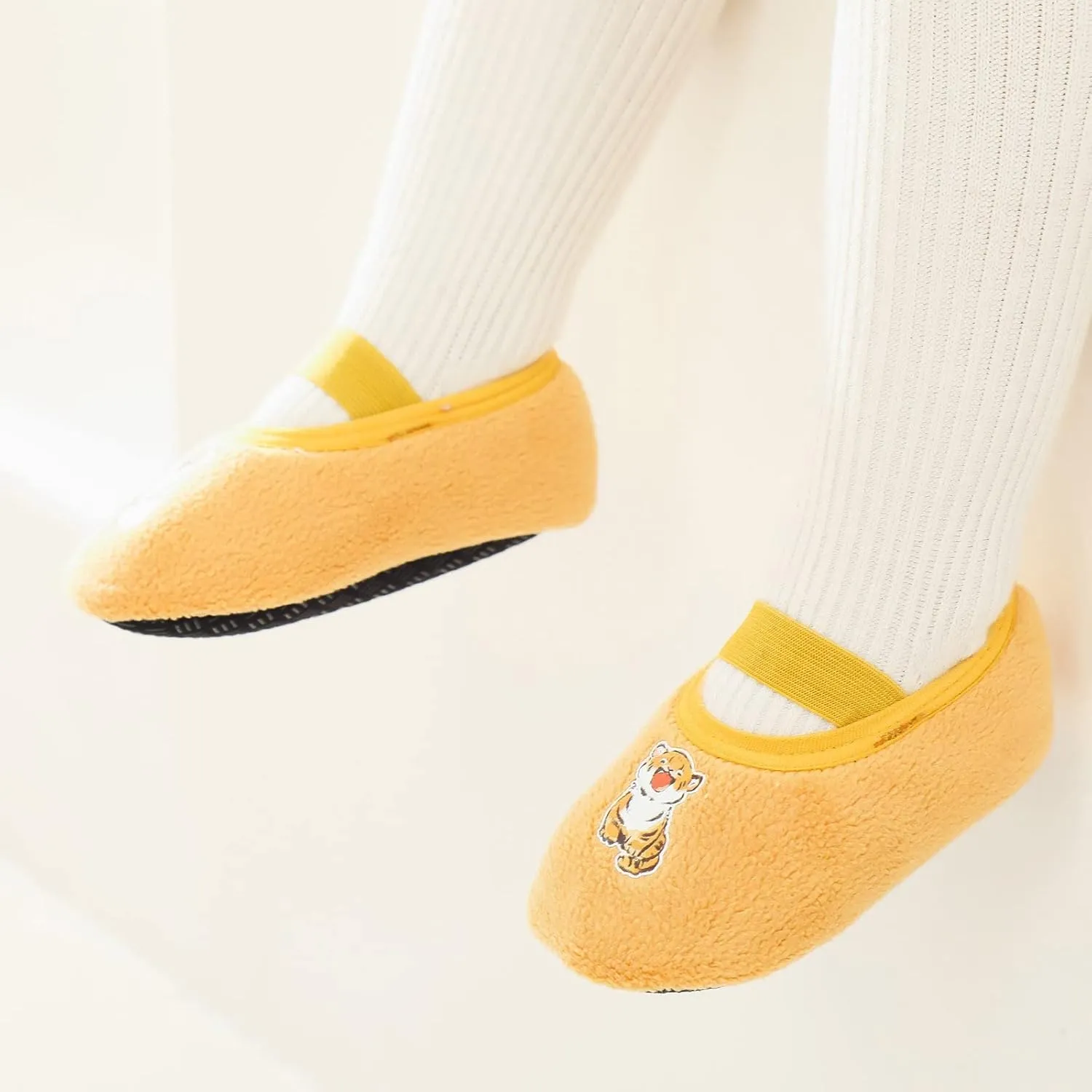Baby Shoes Autumn Children Toddler Boys and Girls Socks Shoes Floor Sports Shoes Non Slip Light House Shoes