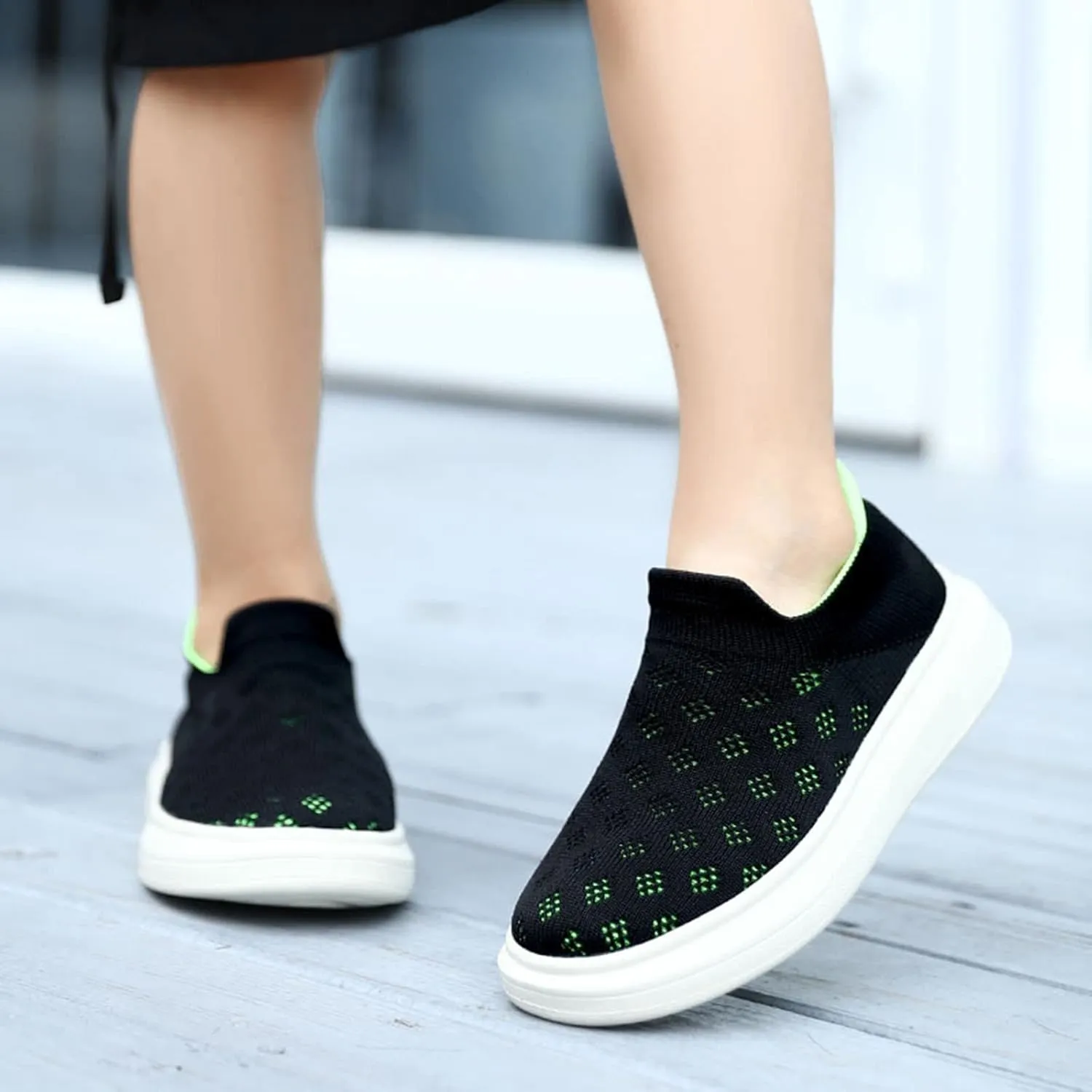 Boys Mesh Lightweight Breathable Fashion Casual Shoes Slip On Outdoor Sports Shoes Chaos Kids