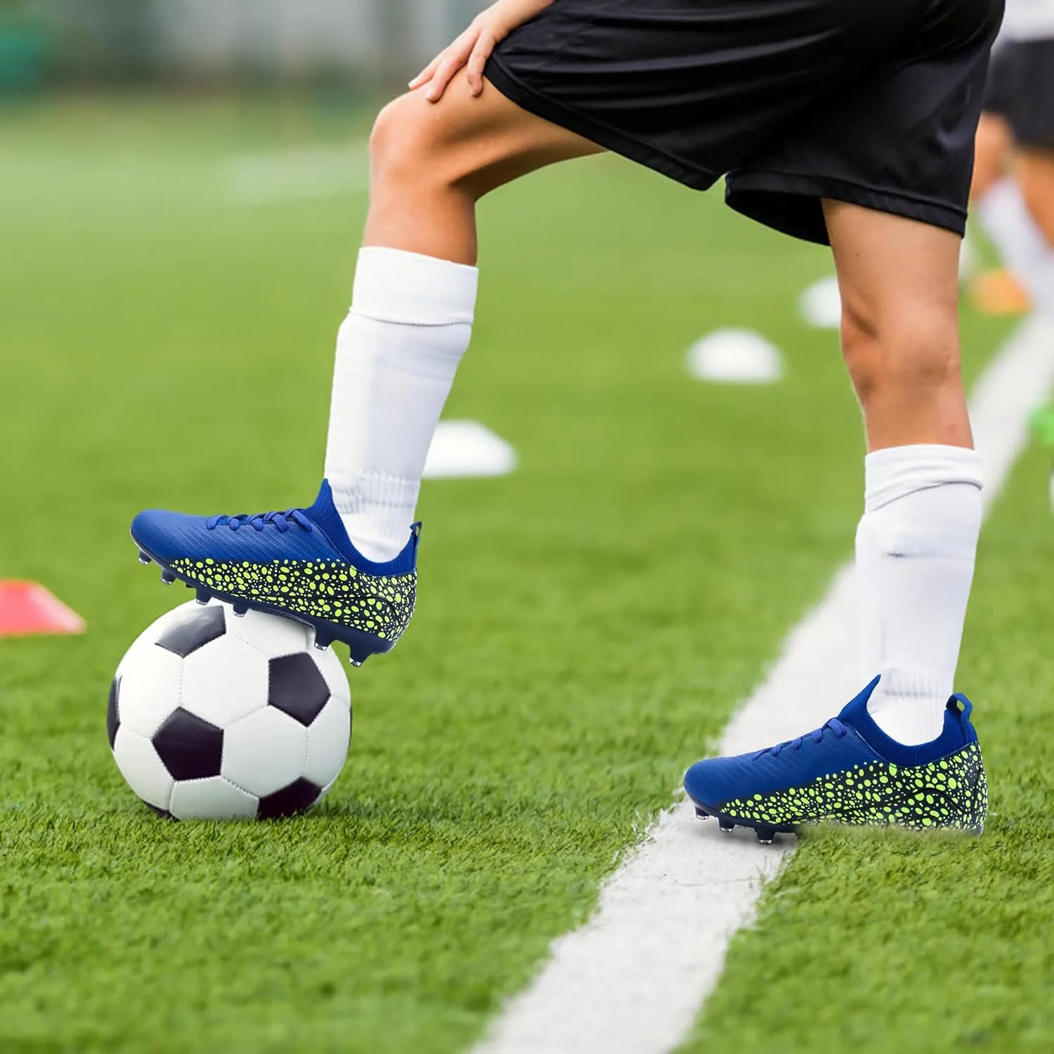 Kids Soccer Cleats for Boys and Girls Youth Mid-top Football Shoes Outdoor Athletic Turf Soccer Shoes