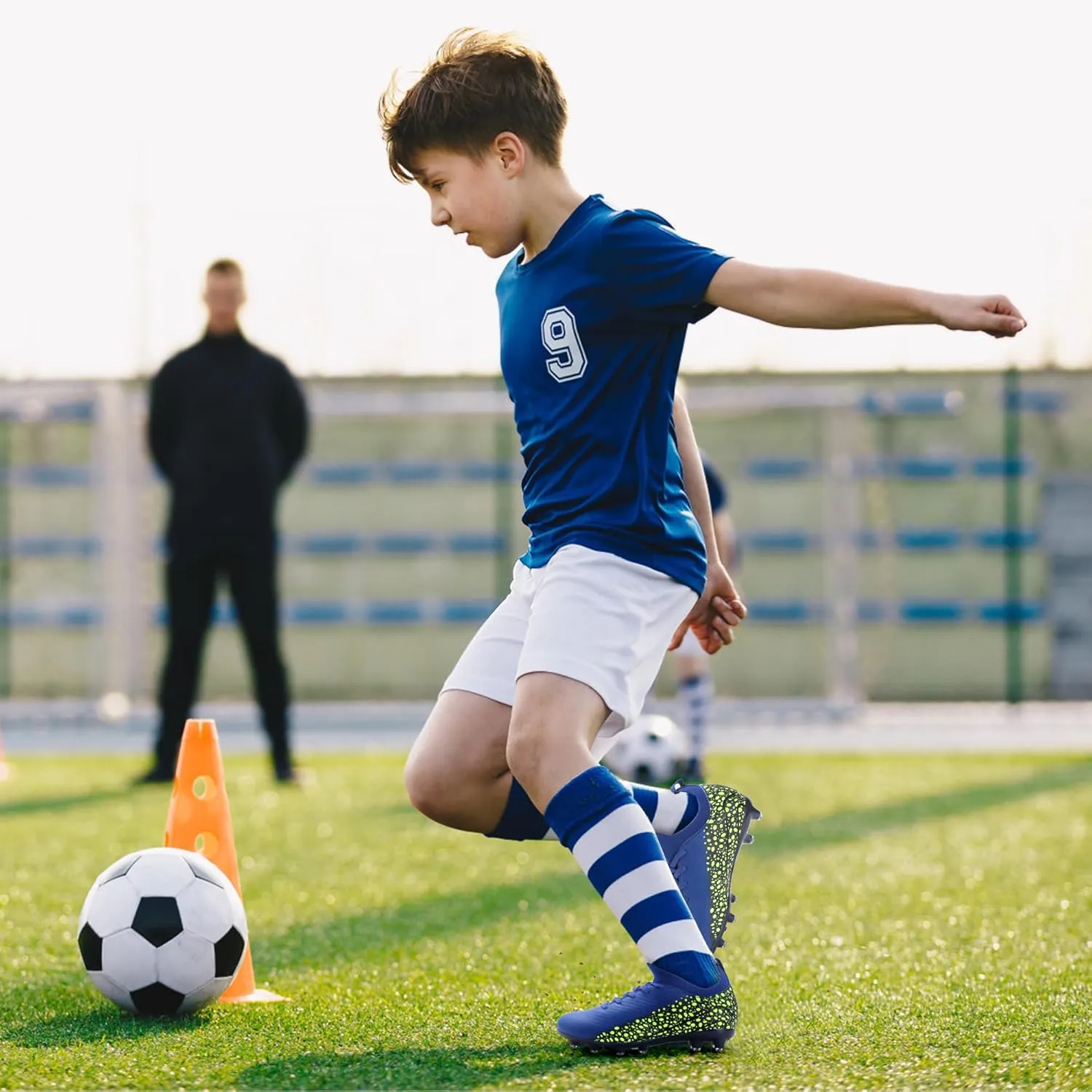 Kids Soccer Cleats for Boys and Girls Youth Mid-top Football Shoes Outdoor Athletic Turf Soccer Shoes