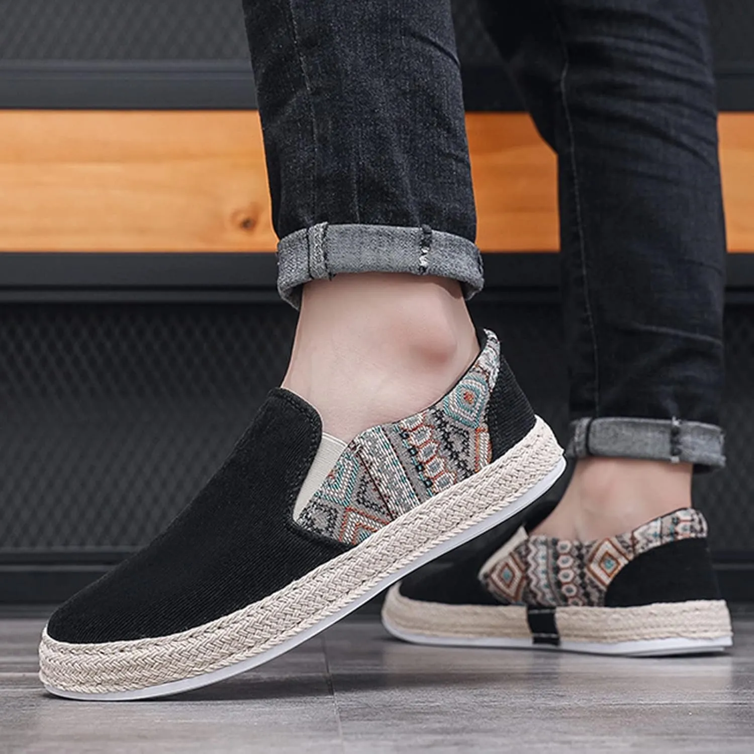 Lightweight Diabetic Shoes for Men Slip On Lightweight Breathable Fashion Sneaker Soft Flat Soled Elderly Shoes