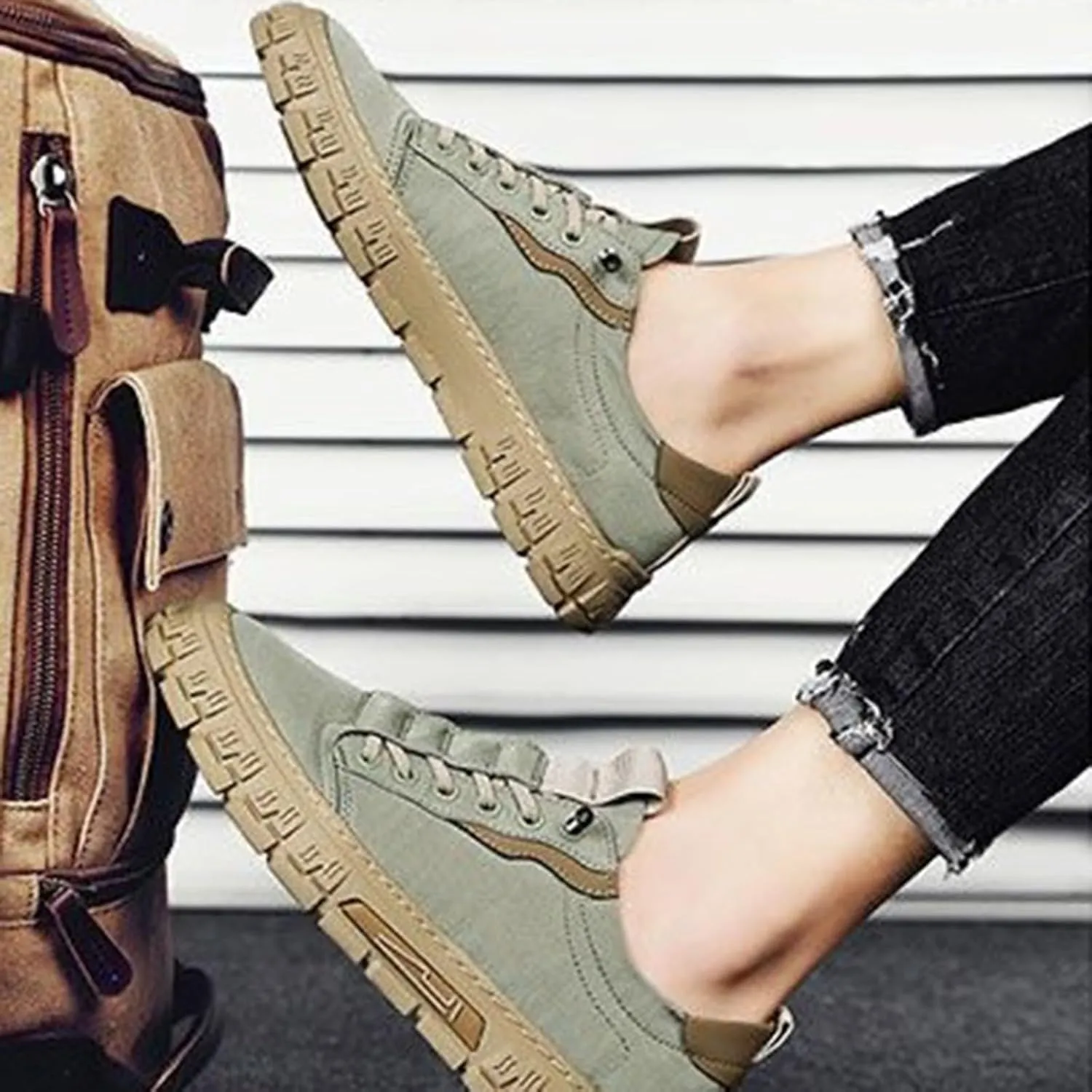 Men's Breathable Work Shoes All Casual Shoes Sports Fashion Casual Slip on Wide Shoes for Summer Autumn