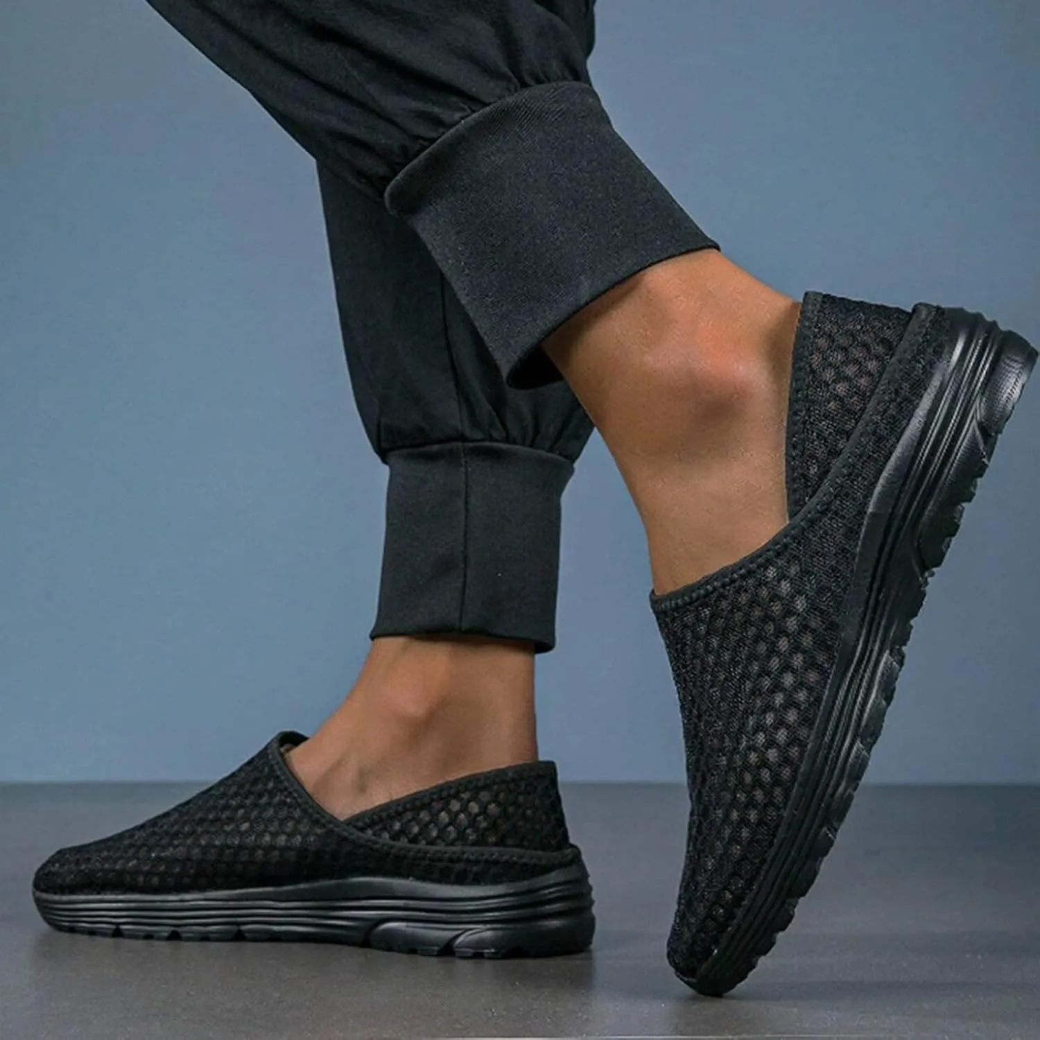 Men's Lightweight Cushion Sneakers Comfortable Lightweight Casual Walking Shoe Outdoor Non Slip Jogging Sneakers