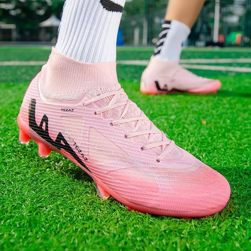 Men's Soccer Cleats Lightweight Football Cleats Professional Training High-top Soccer Shoes