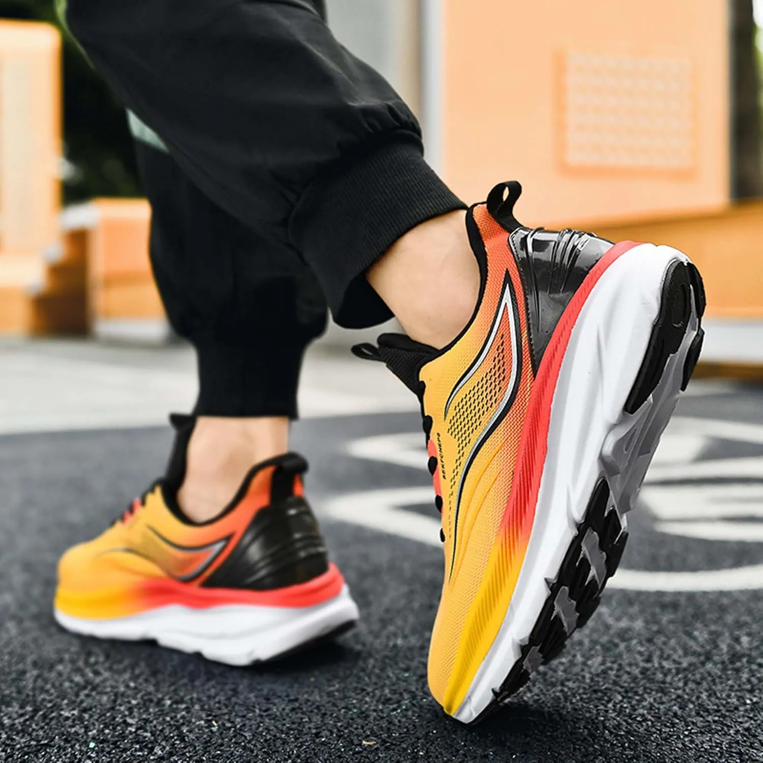 Men's Women's Running Shoes Anti-Slip Athletic Trainers Fashion Sneakers Breathable Fitness Jogging Shoes Outdoor Road Trail Running Shoes