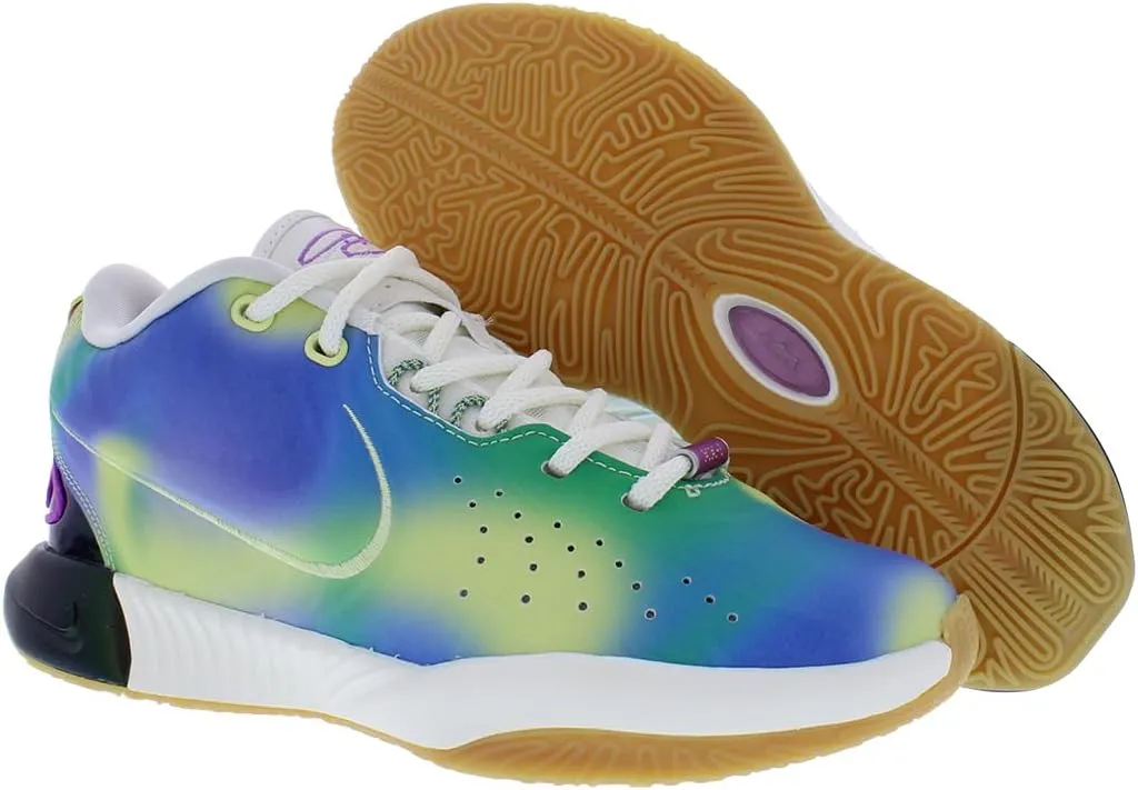 Nike Boy's Lebron XX SE (Big Kid)