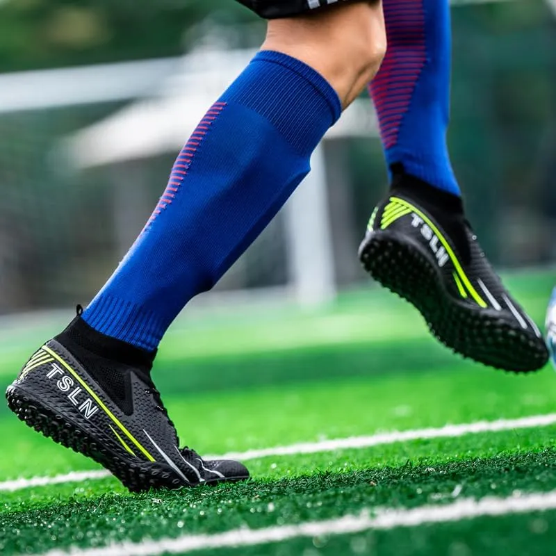 Unisex Soccer Shoes for Adults, Lightweight, Indoor Soccer Training Shoes for Big Kids.