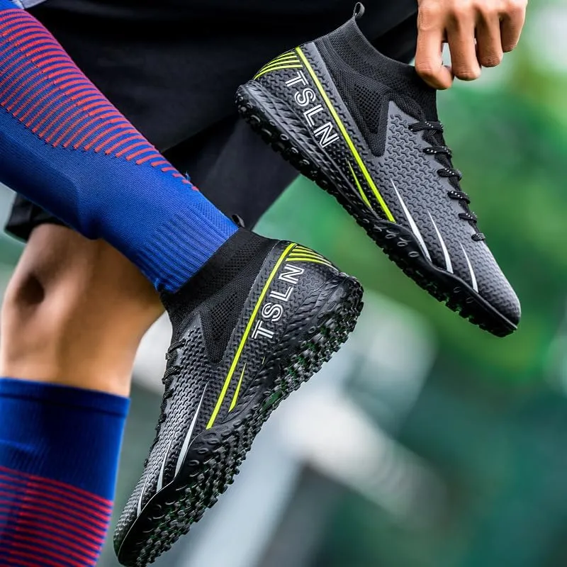 Unisex Soccer Shoes for Adults, Lightweight, Indoor Soccer Training Shoes for Big Kids.