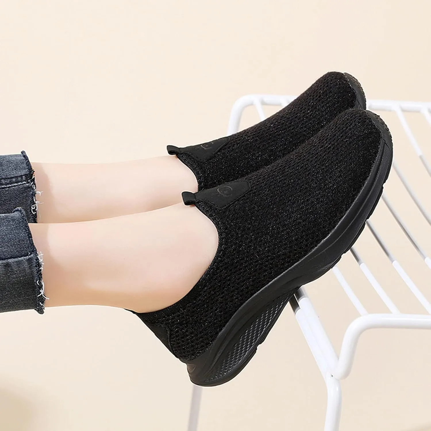 Women's Slip On Walking Shoes Running Comfortable Slip On Shoes Women Fashion Casual Tennis Shoes Platform Sneakers Red Tennis Shoe Loafers Dress Shoe